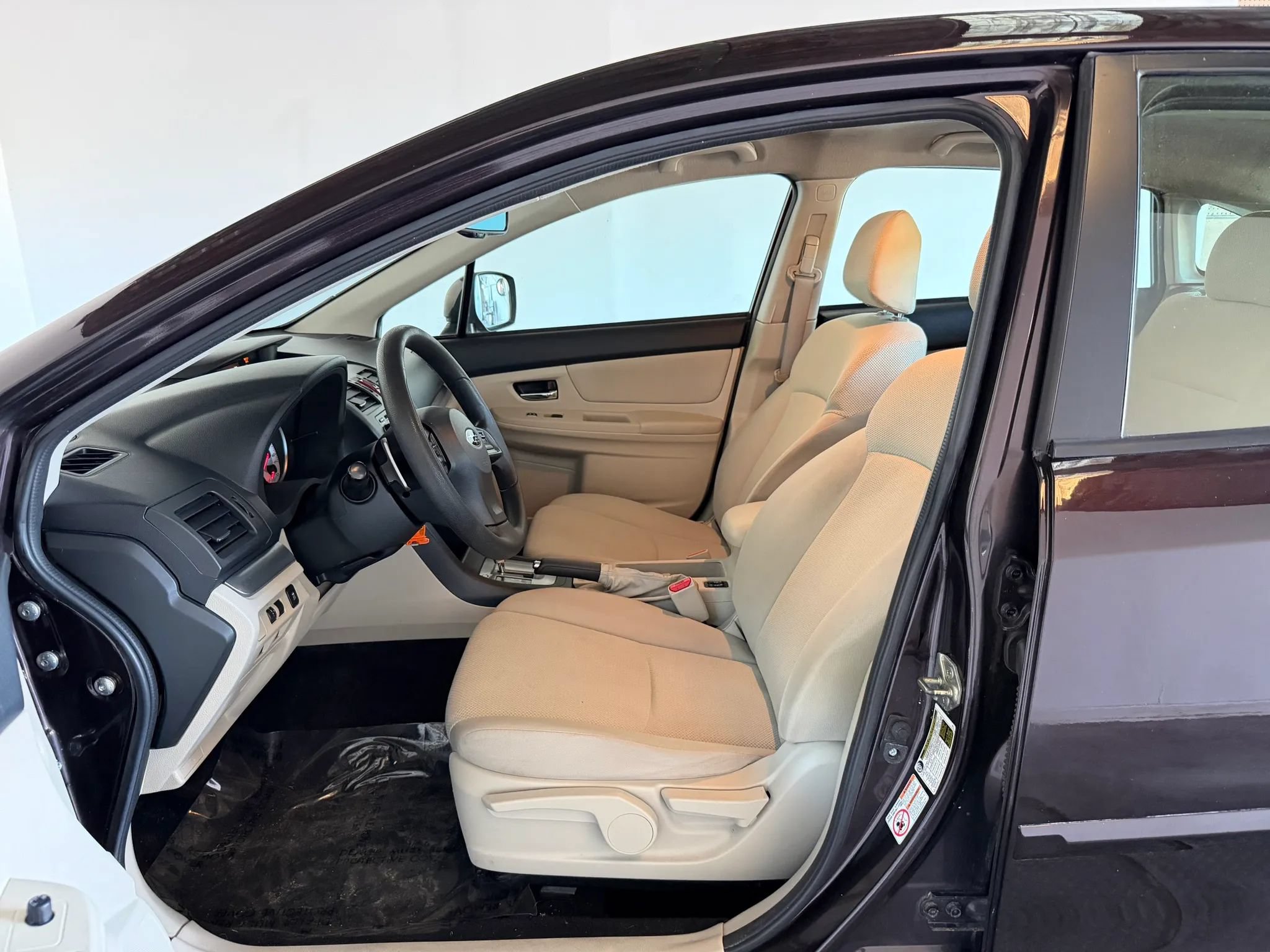 Used 2013 Subaru Impreza 2.0i Premium w/ All-Weather Pkg AWD/4WD image 10