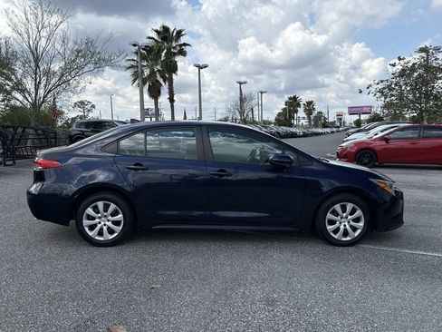 Used 2024 Toyota Corolla LE image 2