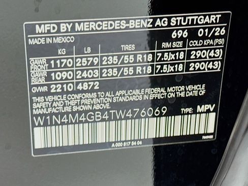 New 2026 Mercedes-Benz GLB 250 image 24