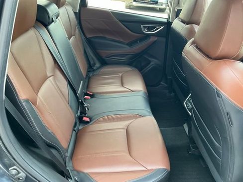 Used 2024 Subaru Forester Touring w/ Convenience Package AWD/4WD image 17