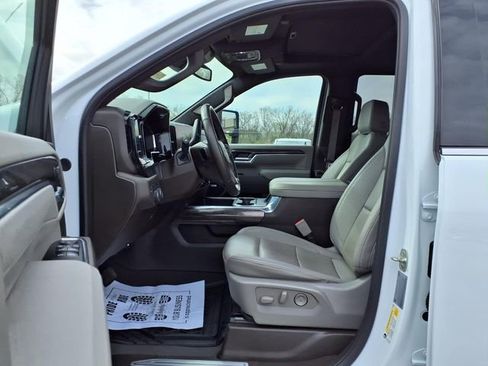 Used 2025 Chevrolet Silverado 3500 LTZ w/ LTZ Convenience Package AWD/4WD image 66