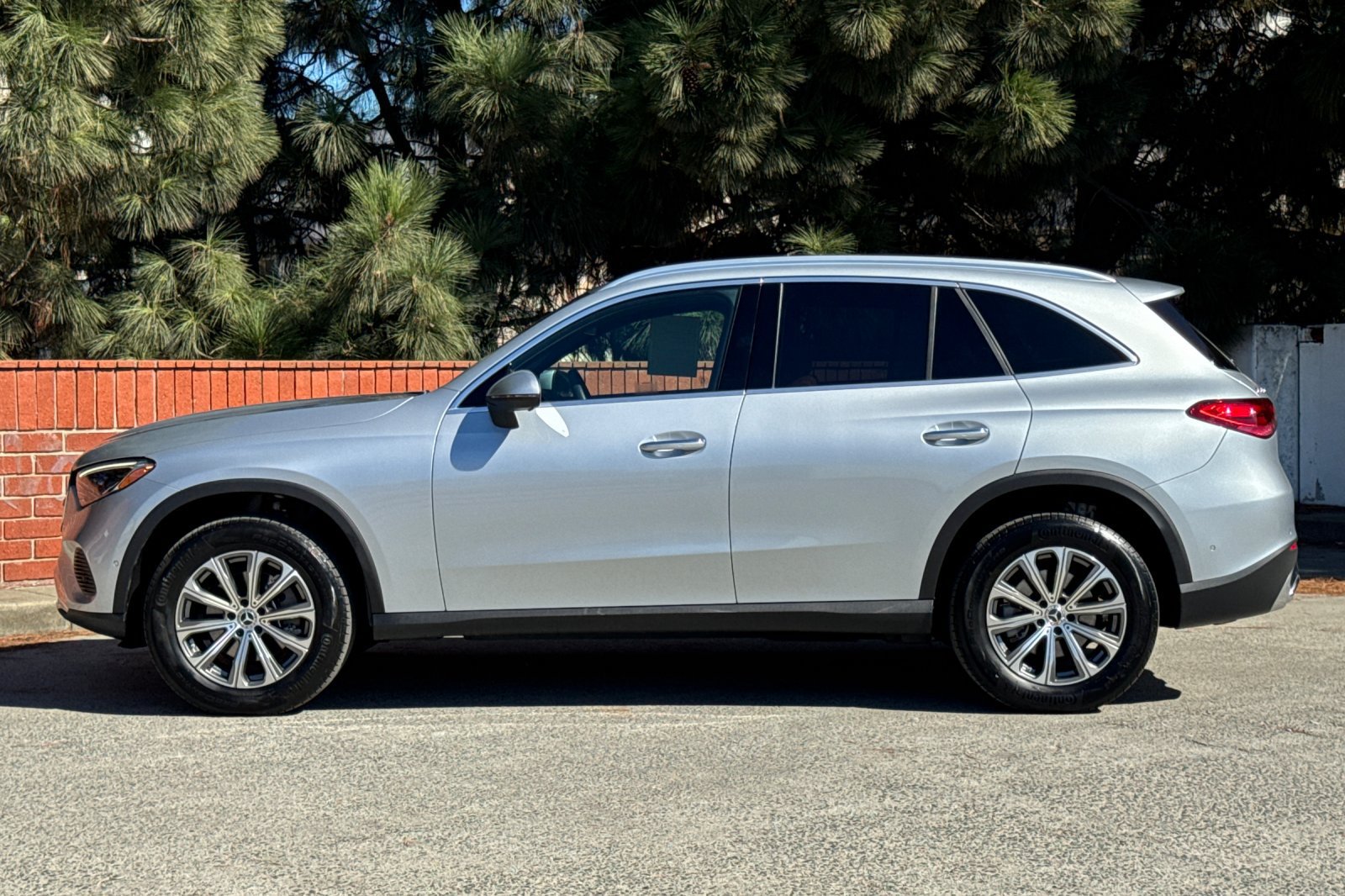 Certified 2024 Mercedes-Benz GLC 300 image 7
