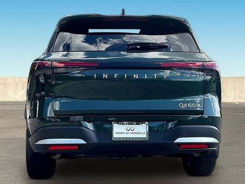 Certified 2026 INFINITI QX60 Luxe w/ Cargo Package AWD/4WD image 6