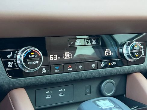 New 2026 Mitsubishi Outlander SEL image 23