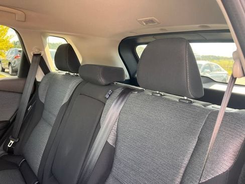 Used 2021 Nissan Rogue SV FWD image 19