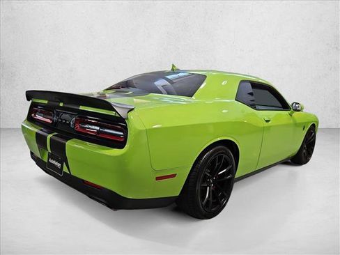 Used 2023 Dodge Challenger SRT Hellcat RWD image 5
