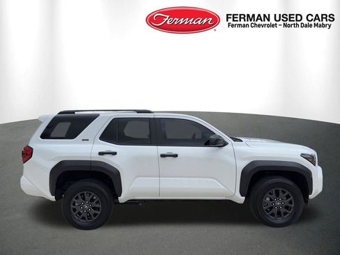 Used 2025 Toyota 4Runner SR5 image 2