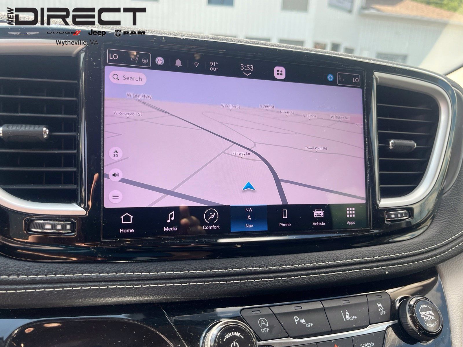 Used 2023 Chrysler Pacifica Touring-L w/ Uconnect Theater Family Group AWD/4WD image 22