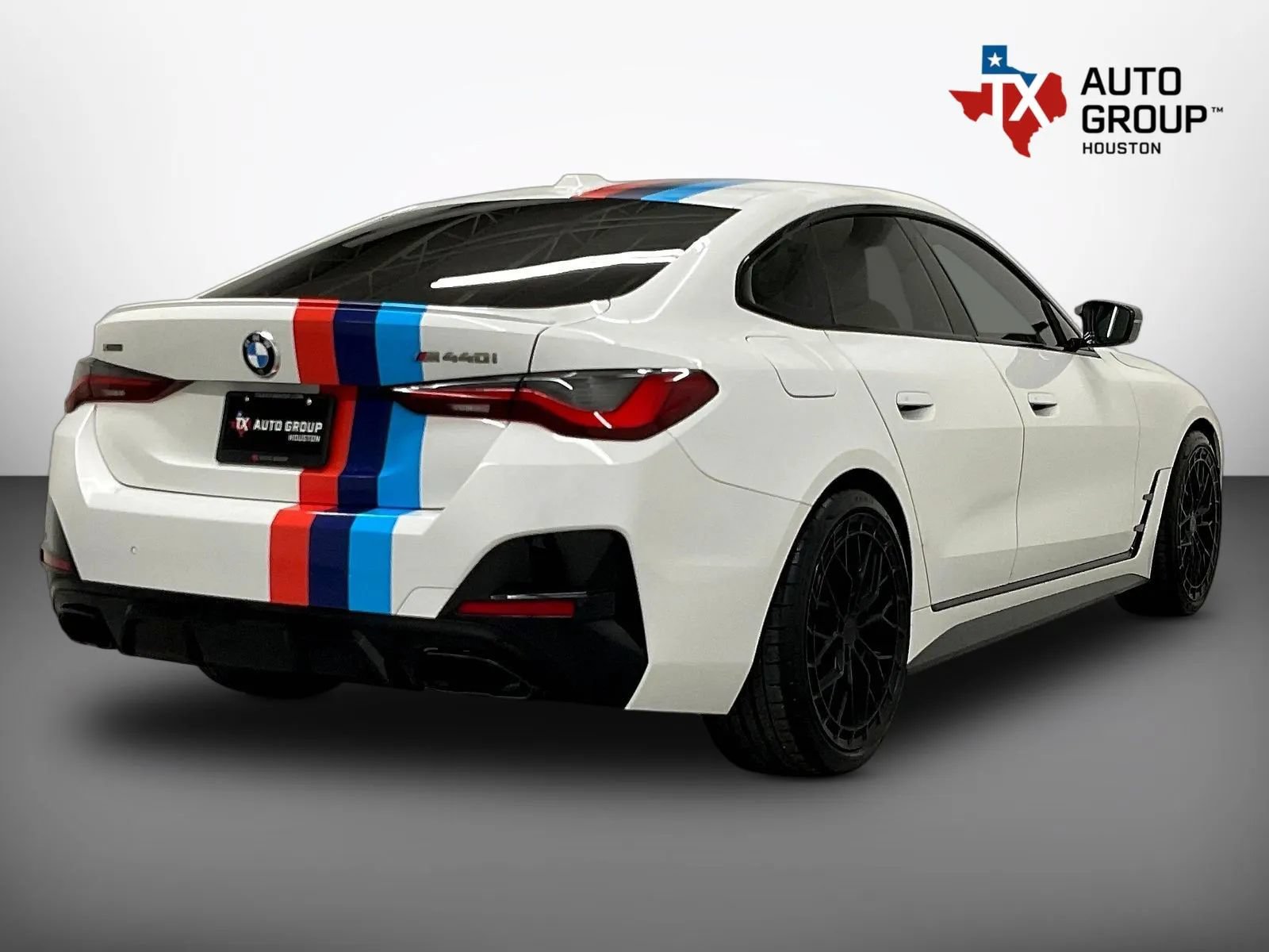 Used 2022 BMW M440i xDrive Gran Coupe w/ Shadowloine Package AWD/4WD image 6
