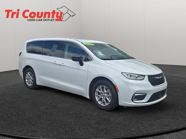 Used 2024 Chrysler Pacifica Touring-L FWD image 1
