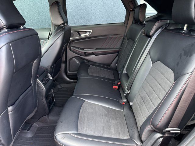 Used 2024 Ford Edge ST-Line AWD/4WD image 6