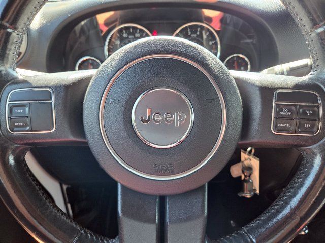 Used 2015 Jeep Wrangler Unlimited Sport w/ Quick Order Package 23S AWD/4WD image 31