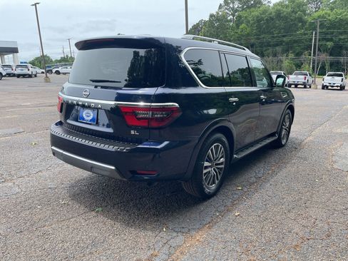 Used 2024 Nissan Armada SL w/ Captain's Chairs Package RWD image 5
