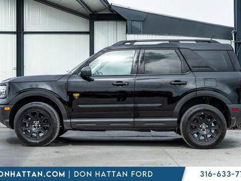Used 2025 Ford Bronco Sport Badlands image 2