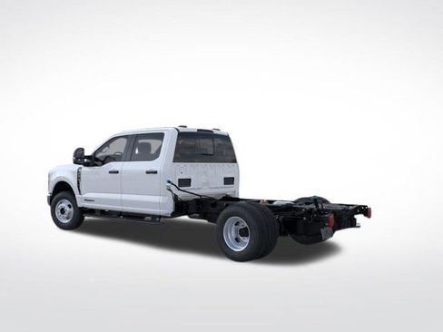 New 2026 Ford F350 XL w/ XL Chrome Package image 5