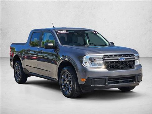 Used 2022 Ford Maverick XLT image 3