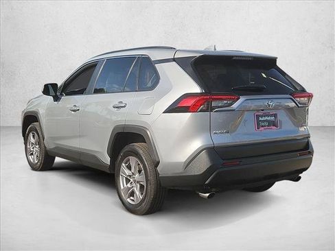 Used 2025 Toyota RAV4 XLE FWD image 8
