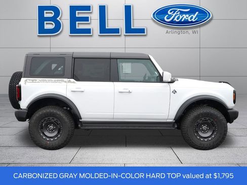 New 2025 Ford Bronco Outer Banks w/ Sasquatch Package image 2