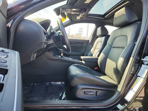 Used 2023 Honda Civic Sport Touring image 11