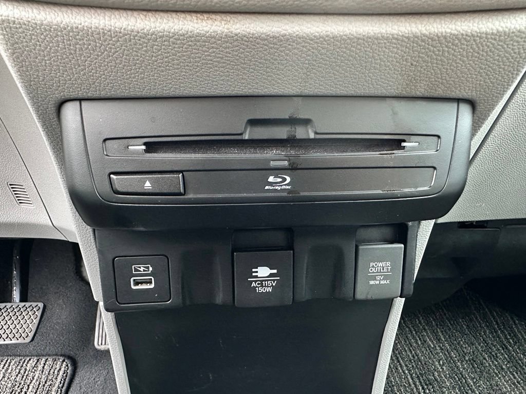 Used 2022 Honda Odyssey Elite image 35
