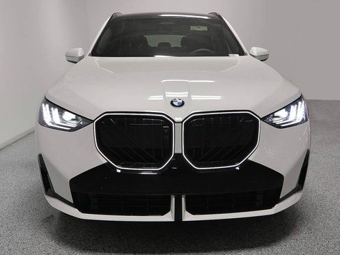Used 2026 BMW X3 xDrive30i w/ Premium Package AWD/4WD image 2
