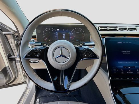 Used 2022 Mercedes-Benz S 500 4MATIC image 10