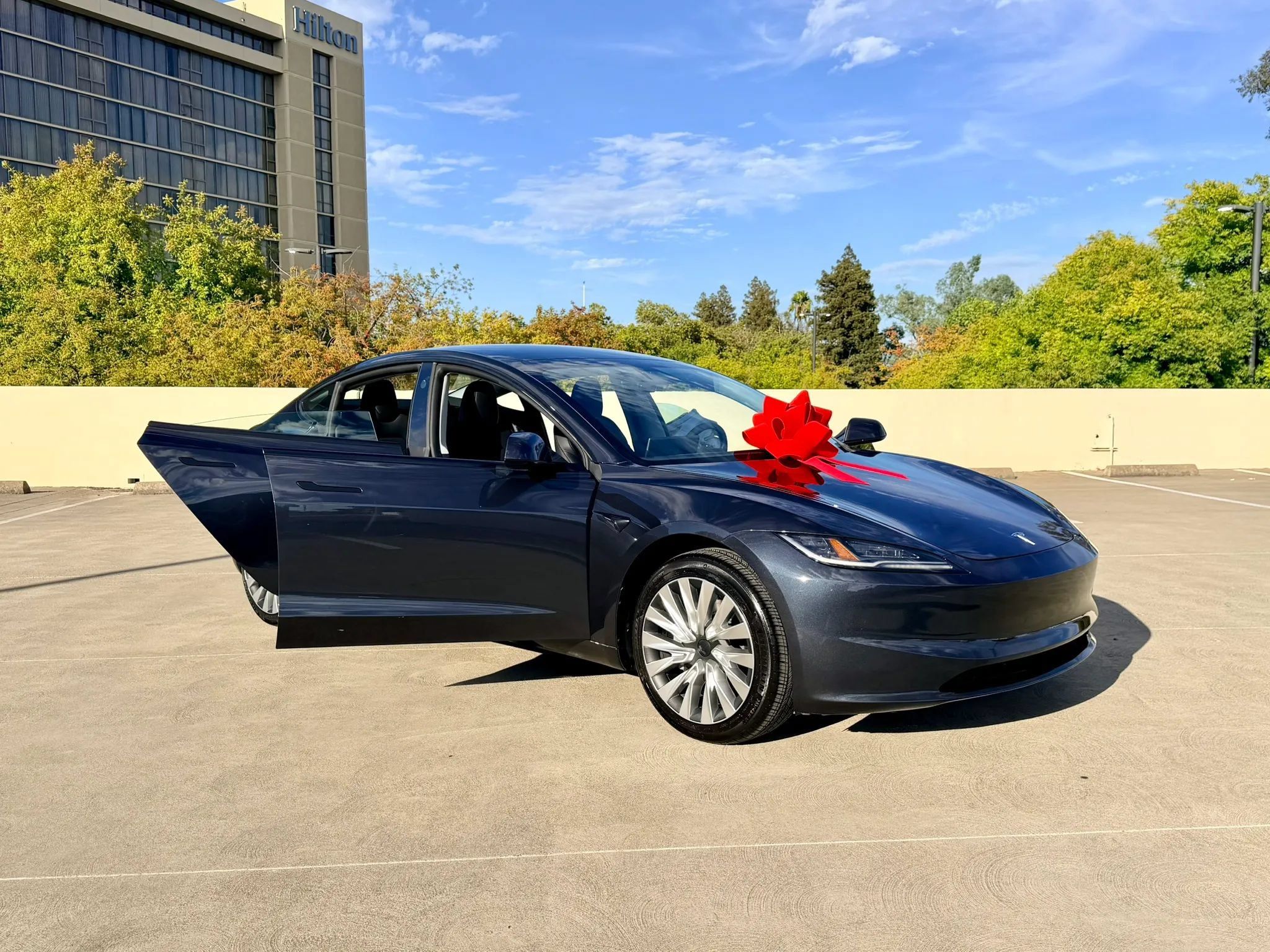 Used 2025 Tesla Model 3 Long Range RWD image 59