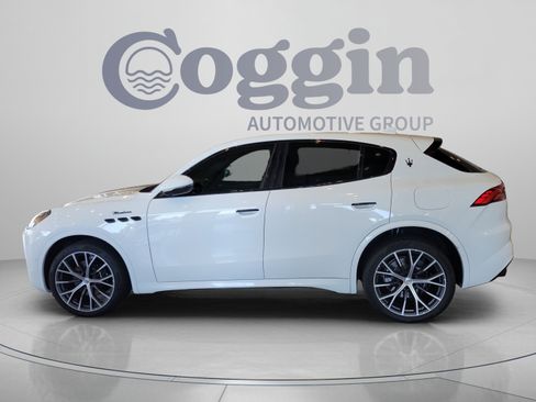 Used 2026 Maserati Grecale Modena AWD/4WD image 2