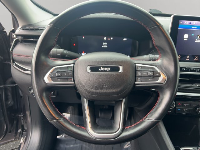 Used 2022 Jeep Compass Trailhawk w/ Trailhawk Elite Group AWD/4WD image 15