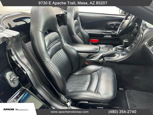 Used 2004 Chevrolet Corvette Convertible w/ Preferred Equipment Group image 16