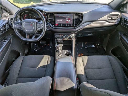 Used 2025 Dodge Durango GT AWD/4WD image 12
