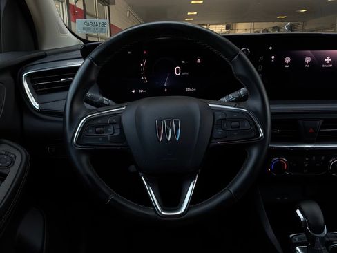 Used 2025 Buick Encore GX Preferred FWD image 31