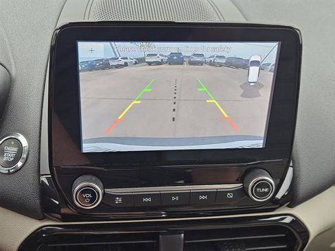 Used 2021 Ford EcoSport Titanium image 14