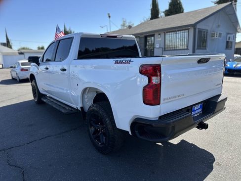 Used 2022 Chevrolet Silverado 1500 Custom Trail Boss AWD/4WD image 4