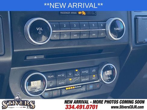 Used 2018 Ford Expedition Limited w/ Equipment Group 302A image 25