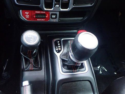 Used 2019 Jeep Wrangler Unlimited Rubicon image 21