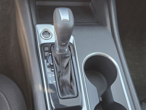 Used 2022 Nissan Altima 2.5 SV FWD image 13