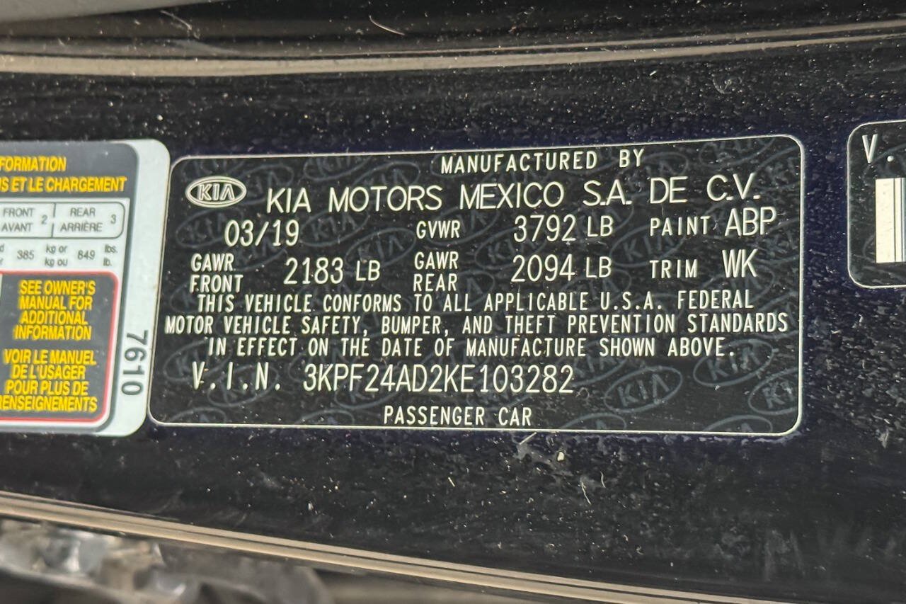 Used 2019 Kia Forte LXS FWD image 16
