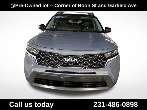 Used 2022 Kia Sorento S w/ Panoramic Sunroof Package AWD/4WD image 10