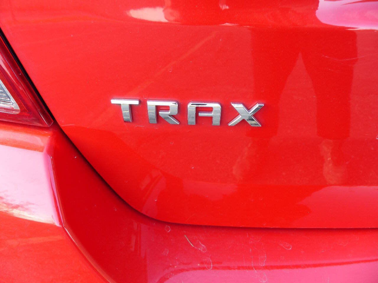 Used 2020 Chevrolet Trax LT FWD image 10