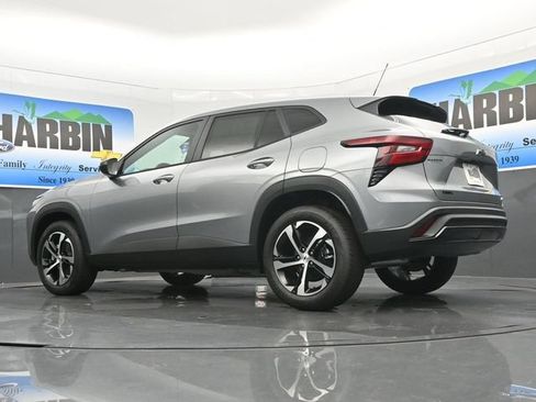 New 2026 Chevrolet Trax RS w/ Driver Confidence Package FWD image 16