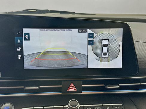 Used 2024 Hyundai Elantra Limited FWD image 23