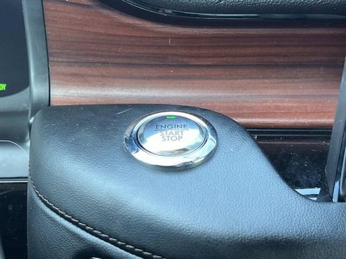 Used 2023 Lincoln Aviator Grand Touring w/ Equipment Group 301A image 30