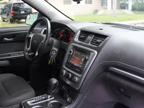 Used 2015 GMC Acadia SLE FWD image 10