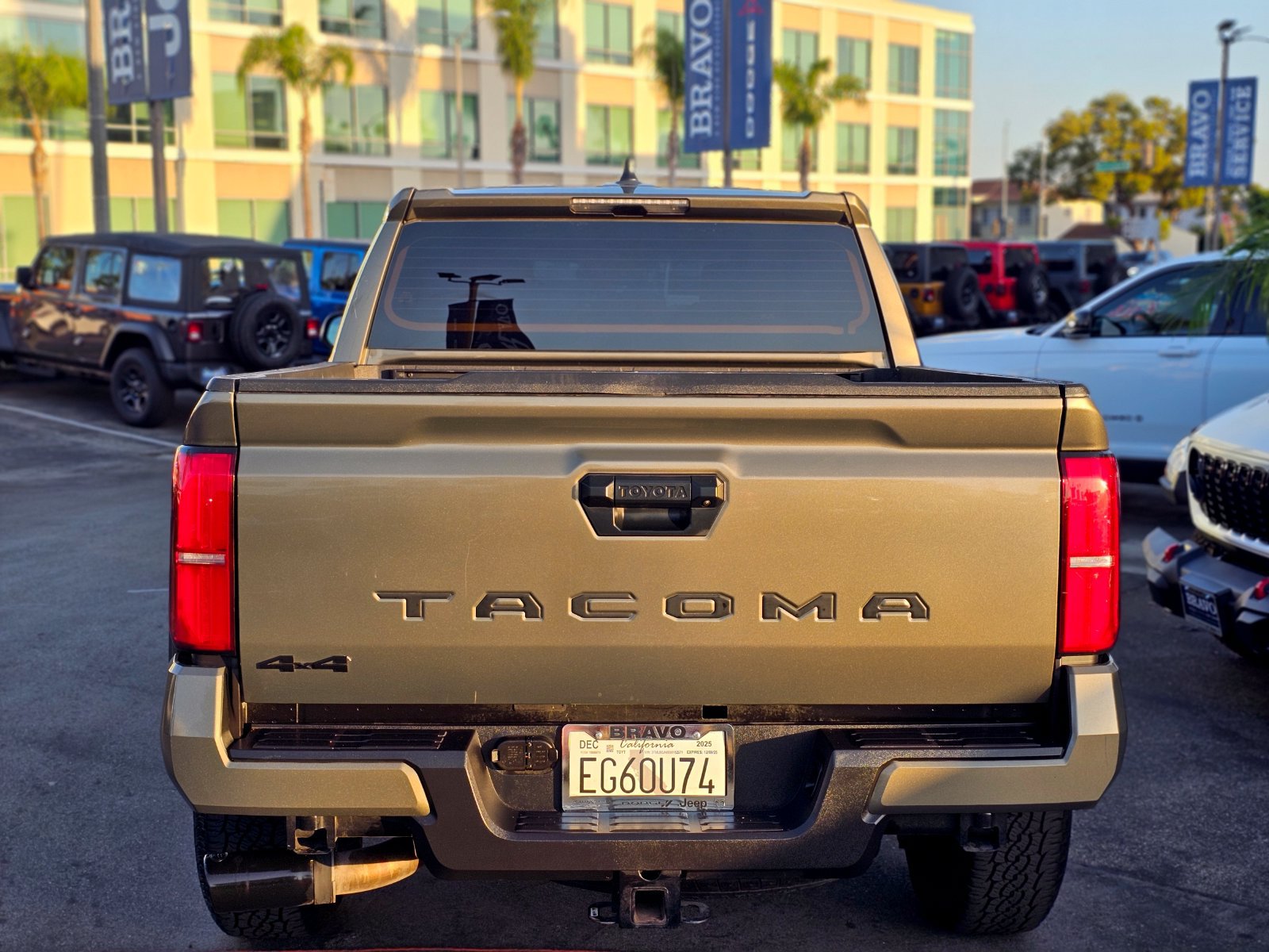 Used 2025 Toyota Tacoma TRD Off-Road AWD/4WD image 10