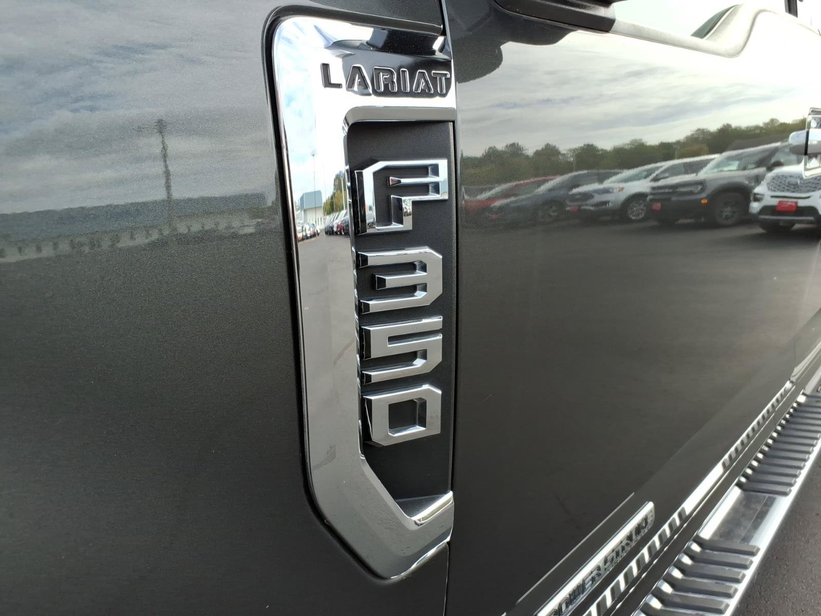 Used 2018 Ford F350 Lariat w/ Chrome Package AWD/4WD image 2