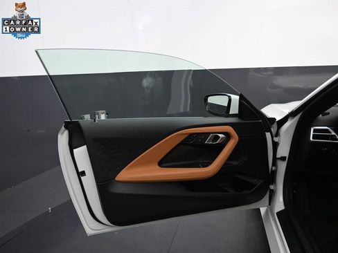 Certified 2025 BMW 230i Coupe w/ Premium Package image 11