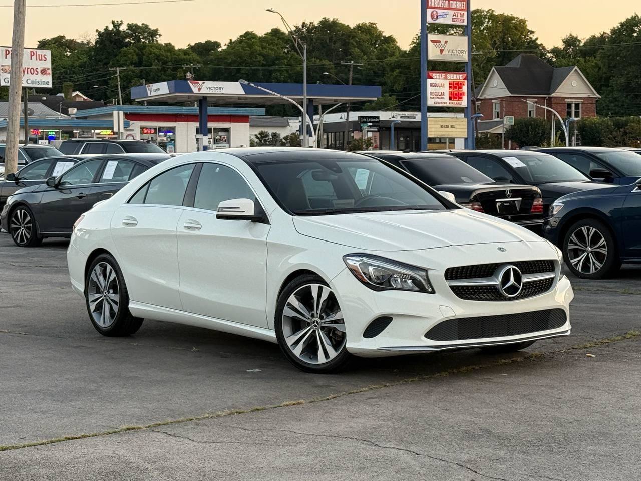 Used 2018 Mercedes-Benz CLA 250 image 3