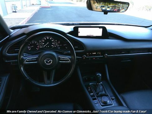 Used 2021 MAZDA MAZDA3 s image 33