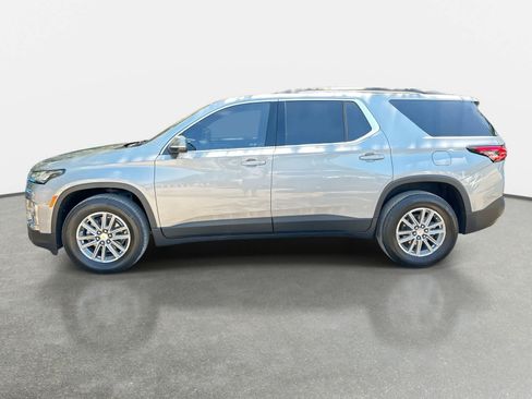 Used 2023 Chevrolet Traverse LT FWD image 4